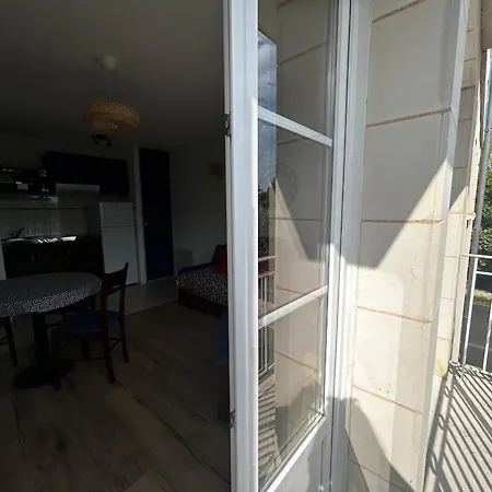 Lägenhet T2 Avec Wifi A 200m Des Thermes - Fr-1-541-170 La Roche-Posay